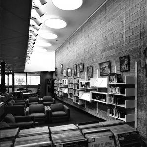 Commack Public Library